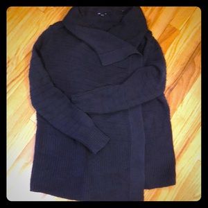 Navy GAP cardigan